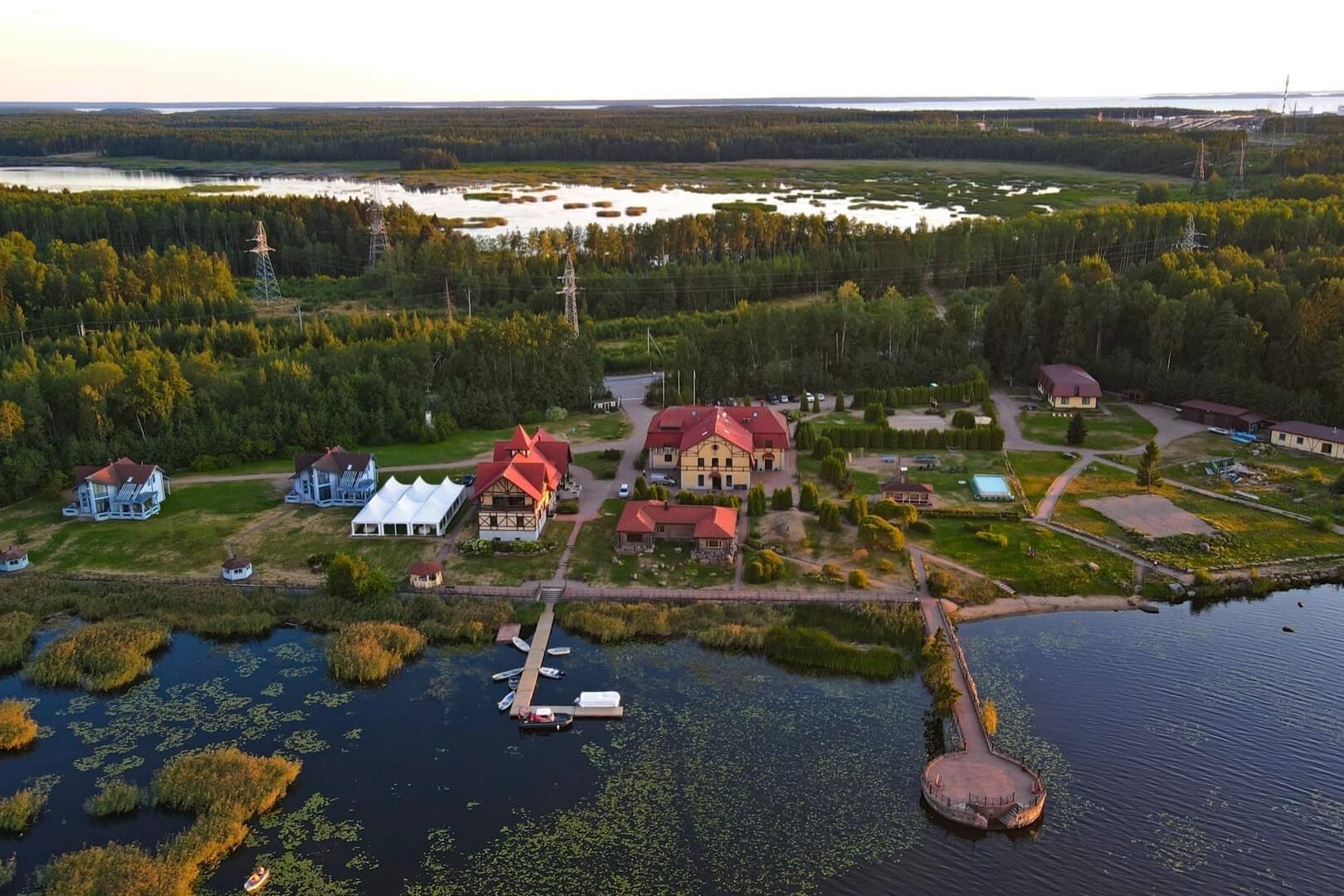 фото — Загородный клуб «Пихтовое» (23 км)