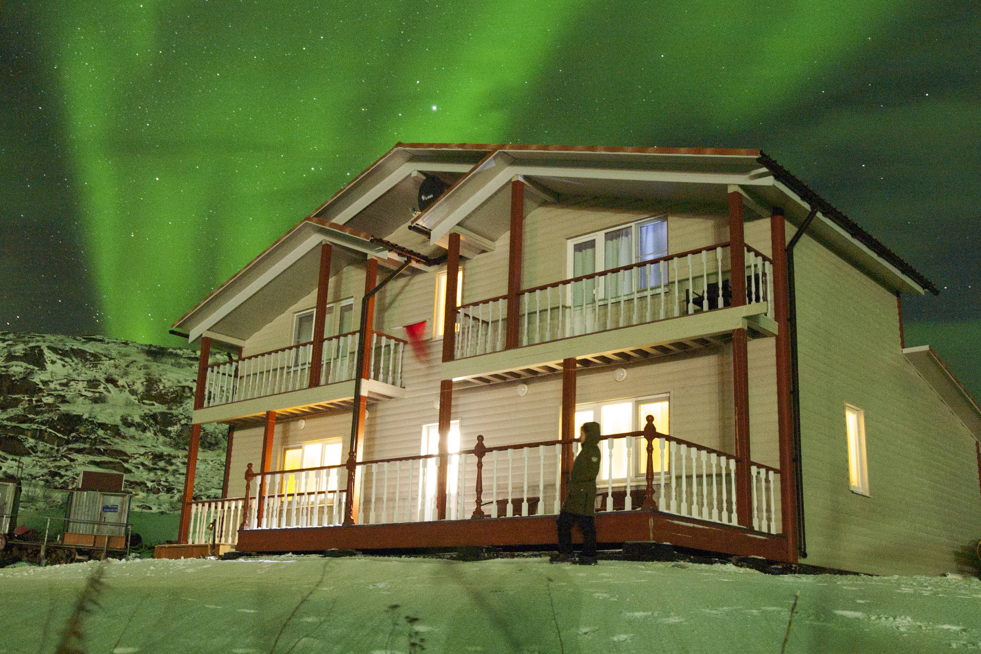 фото — Barents Holiday Village
